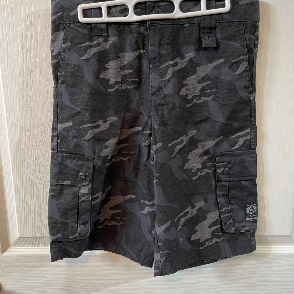 Boys Shaun White shorts - Picture 4 of 4